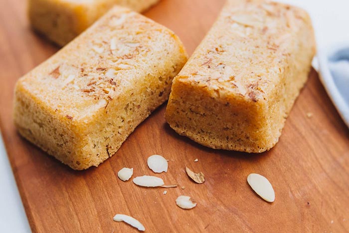 Fresh Baked Vegan Lemon Cakes